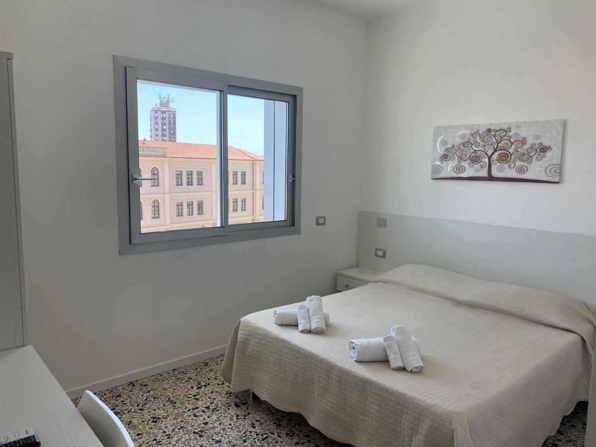 אולביה Molo Brin Rooms & Suites מראה חיצוני תמונה