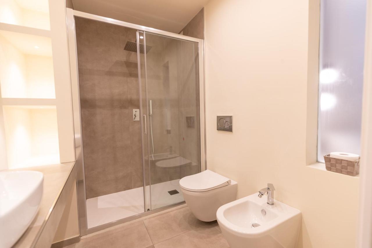 אולביה Molo Brin Rooms & Suites מראה חיצוני תמונה