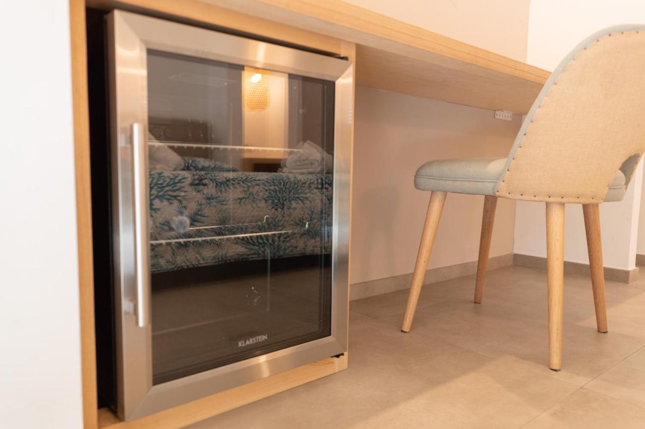 אולביה Molo Brin Rooms & Suites מראה חיצוני תמונה
